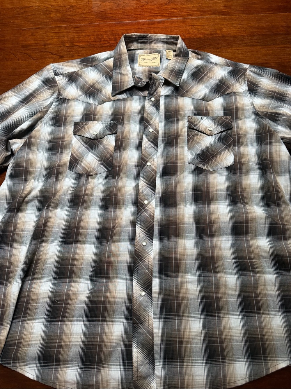 Wrangler Men’s Brown & Black Plaid Western Shirt sz 3XL with pearl snap buttons